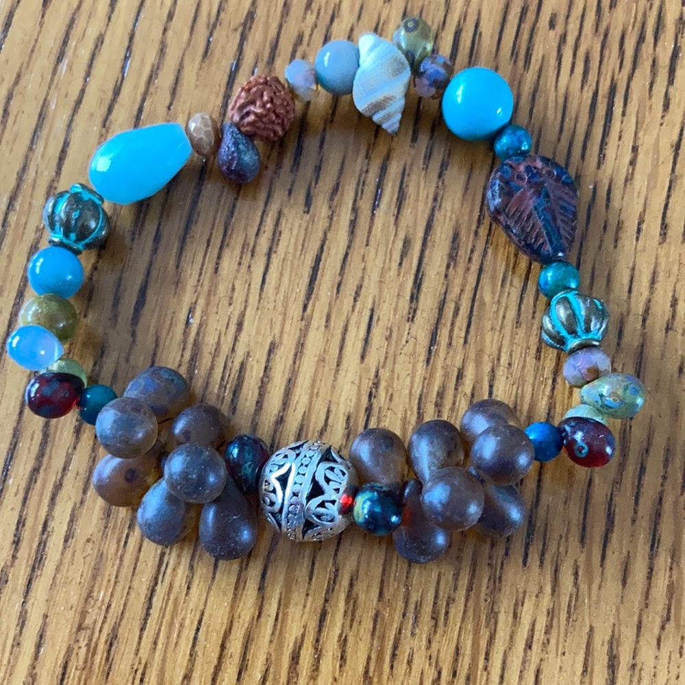 Quirky Stretch Elastic Bead Bracelet